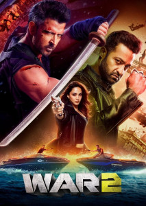 War 2 (2025) แสดงสองสายลับถือปืนหันหลังสู้กลางเมืองระเบิด สื่อถึงสงครามลับระดับโลกและการหักเหลี่ยมเฉือนคมสุดมันส์