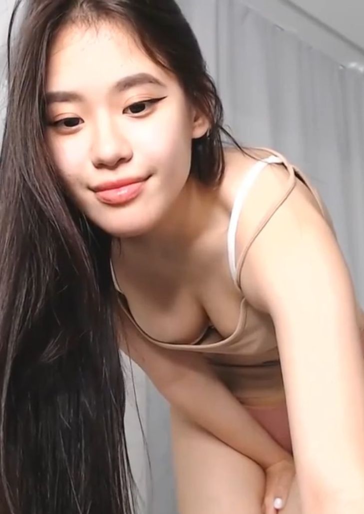 li chang โชว์เสียว